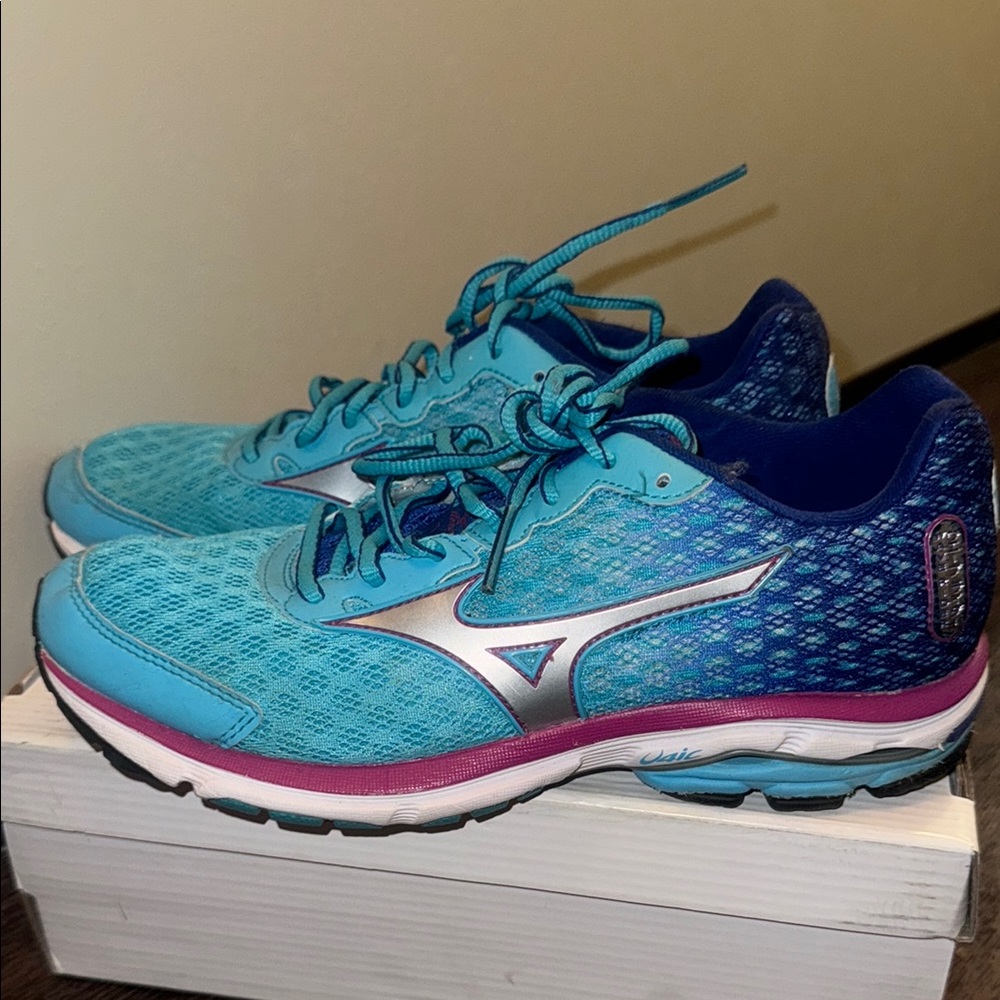 Mizuno Blue and Silver Athletic Shoes with Wave Technology